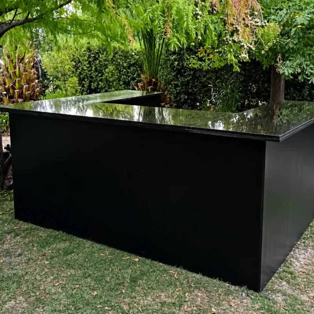 Mueble con terciado fenólico
