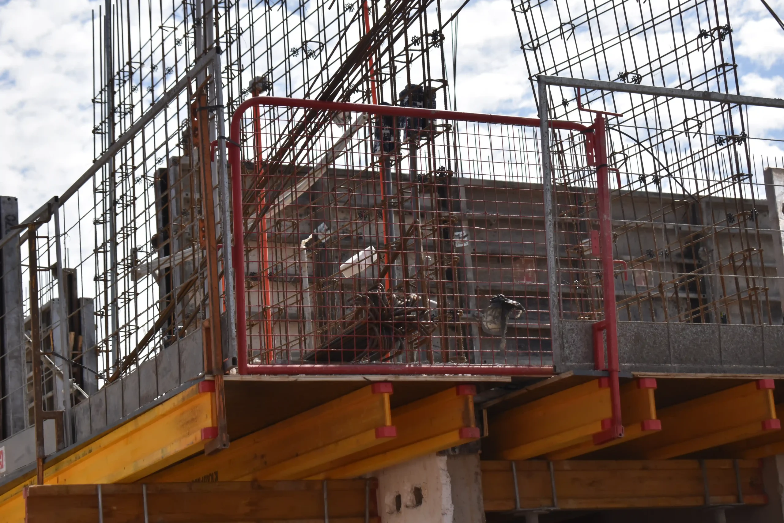 Obra Hepta Baranda de seguridad LOSA